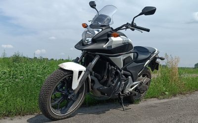 Прокат мотоцикла Honda NC 700 - Саяногорск, заказать или взять в аренду