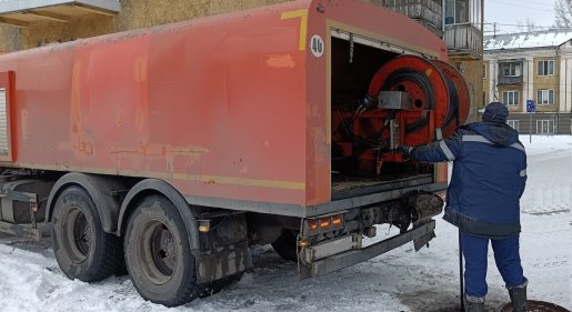 Чистка и промывка канализации гидропромывкой КО стоимость услуг и где заказать - Саяногорск