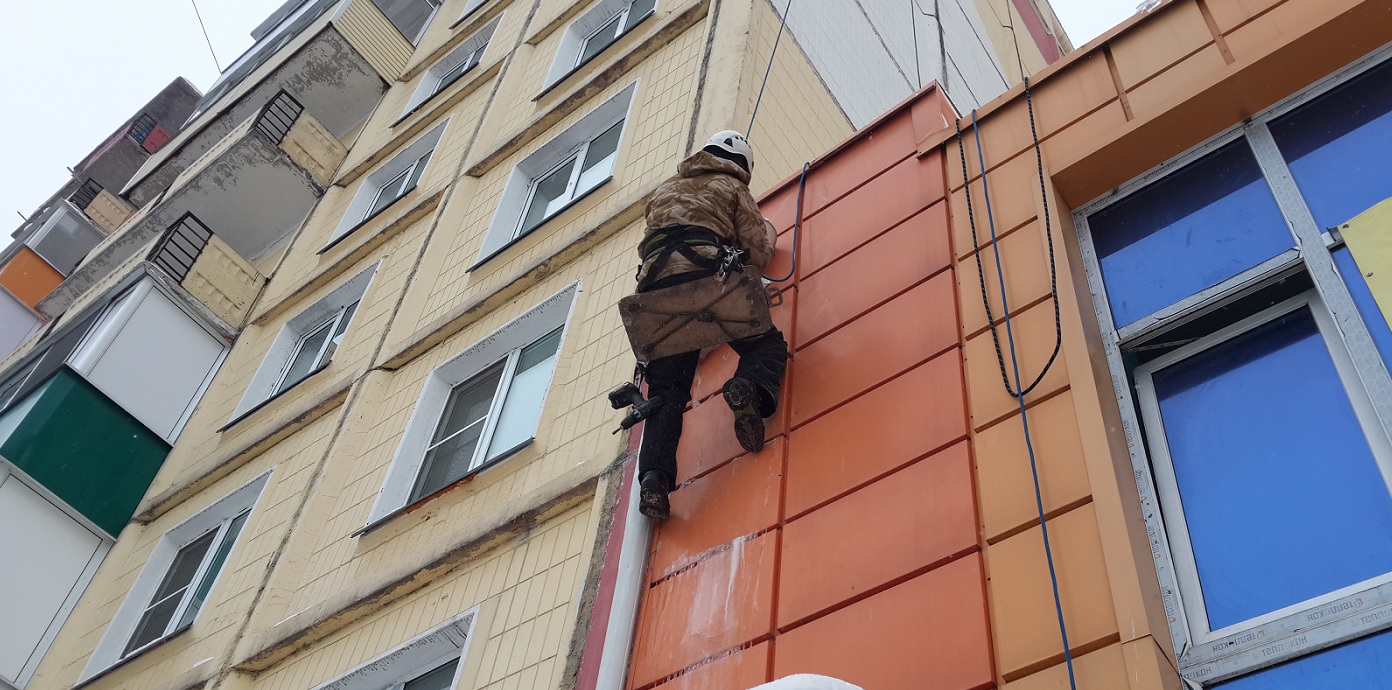 Услуги промышленных альпинистов для высотных работ в Саяногорске